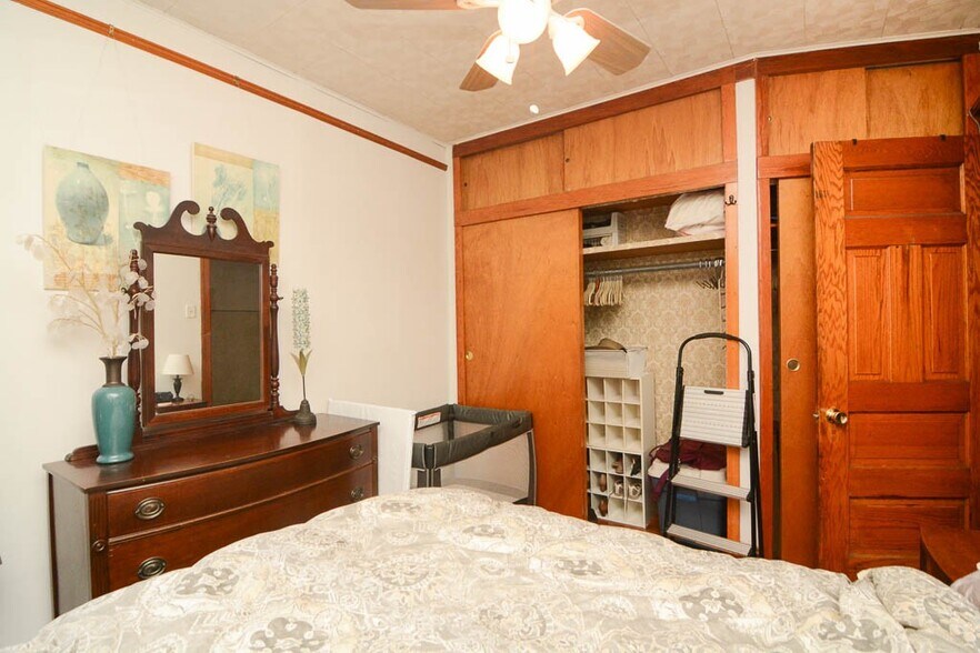 Building Photo - 3718 N Magnolia Ave