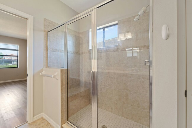 Building Photo - 15679 Lemon Fish Dr