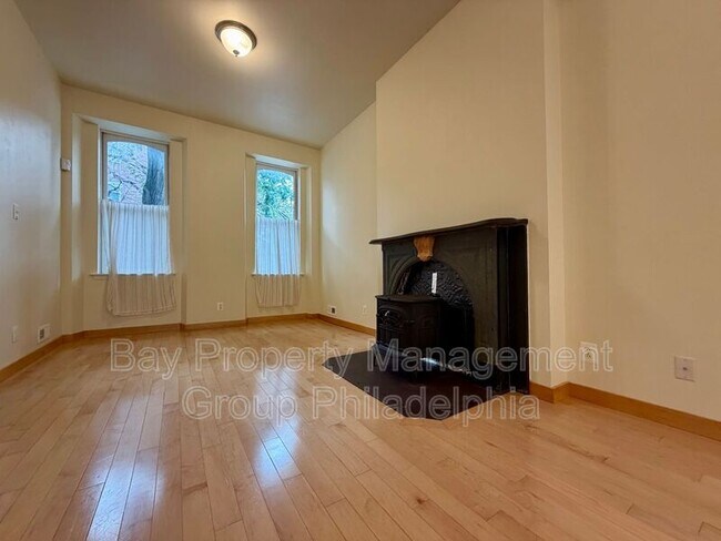 Building Photo - 3847 Spring Garden St