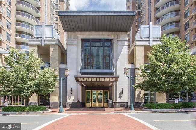 Building Photo - 11990 Market St