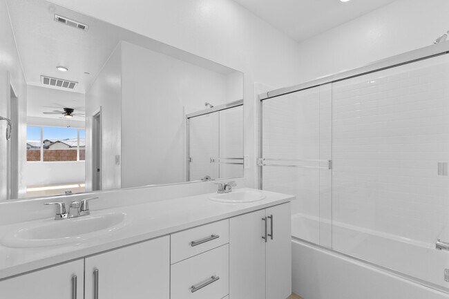 Building Photo - 79131 Sangria Ct