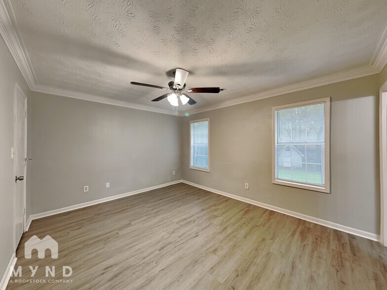 Building Photo - 85 Melton Way