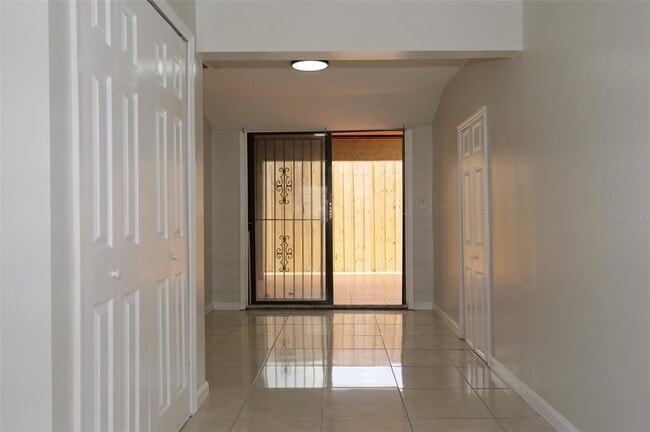 Building Photo - 2431 S Brown Ave