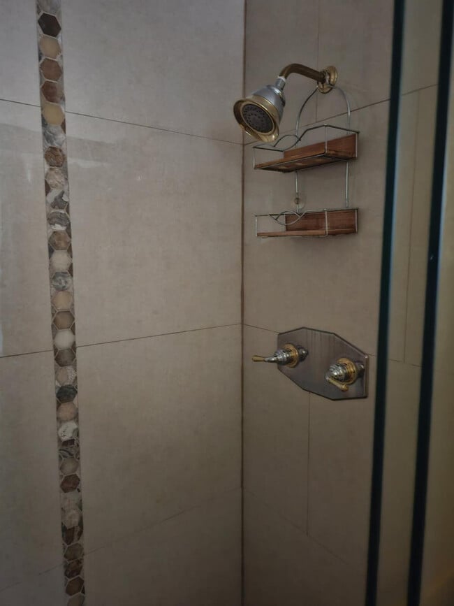 Building Photo - 7774 Orleans St