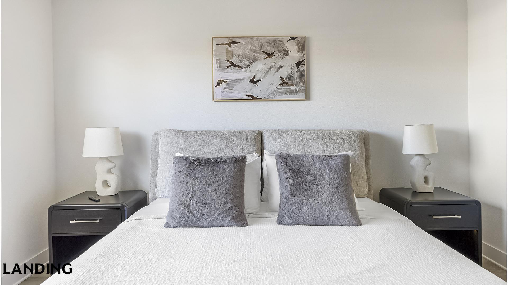 Building Photo - 15777 Quorum Dr