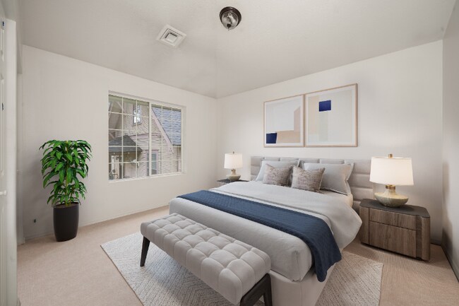 Building Photo - 1524 W Tenth Ave