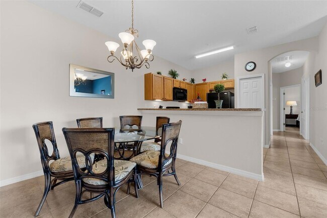 Building Photo - 2835 Oakwater Dr