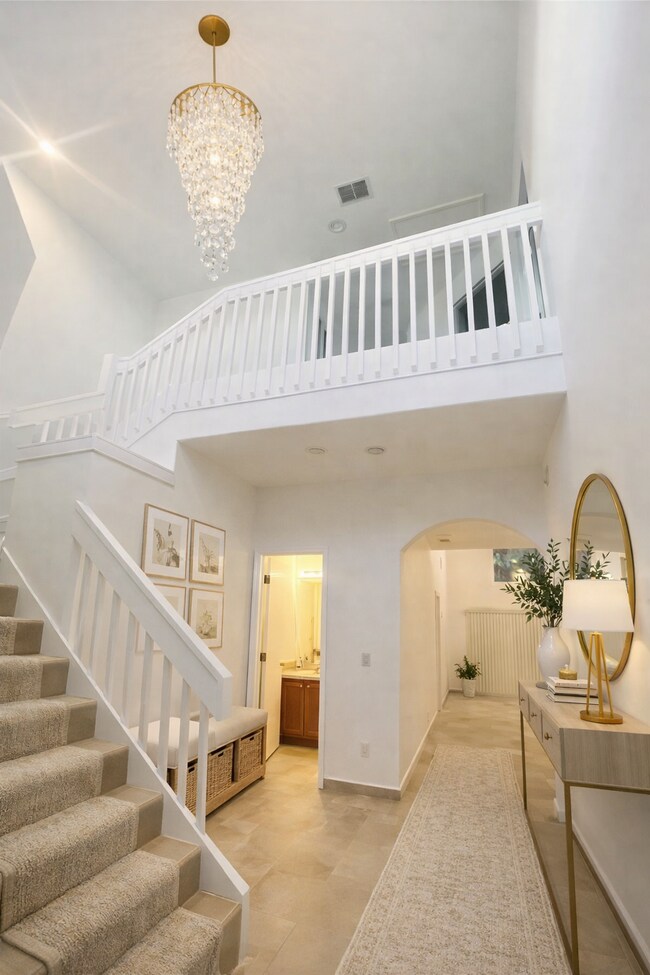 Building Photo - 1851 Wedgewood Way