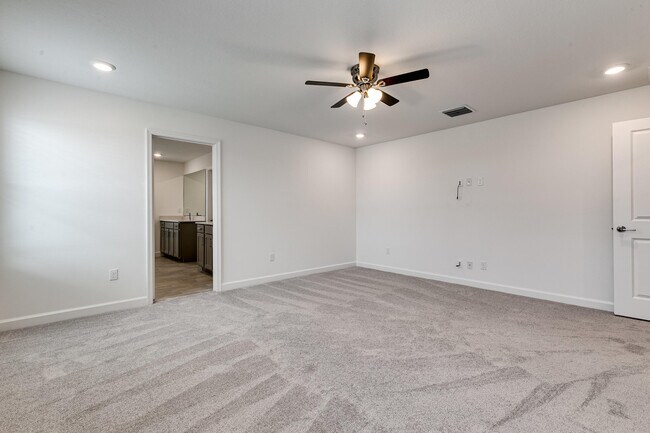 Building Photo - 3170 Streng Ln