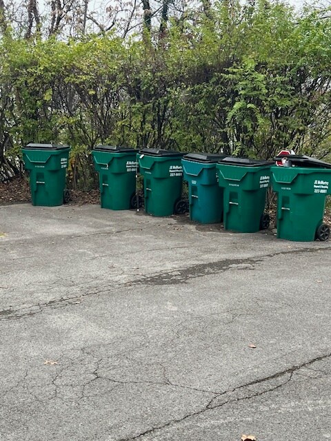 Building Photo - 3210 Orleans Dr