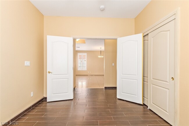 Building Photo - 1477 Rancho Ridge Dr