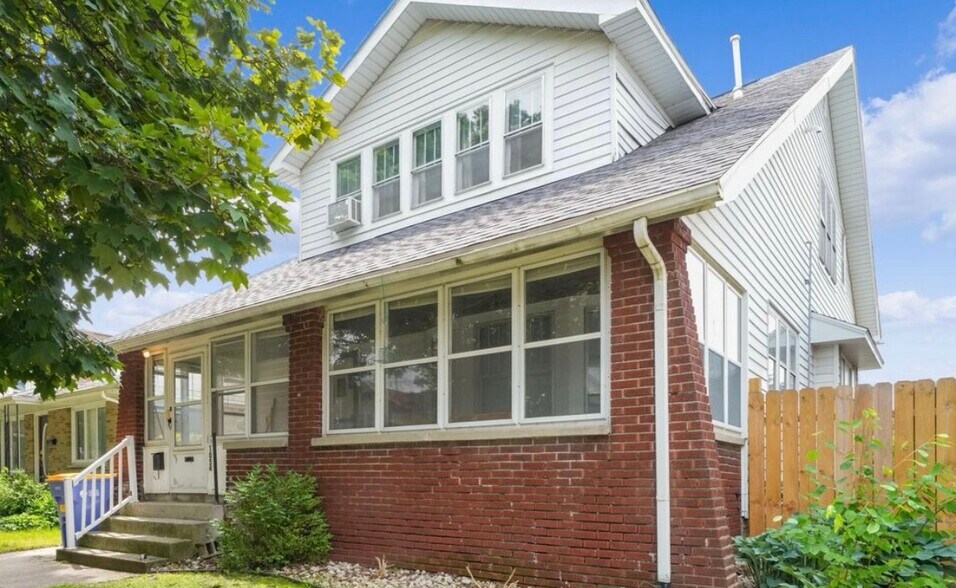 Building Photo - 1054 Hovey St SW