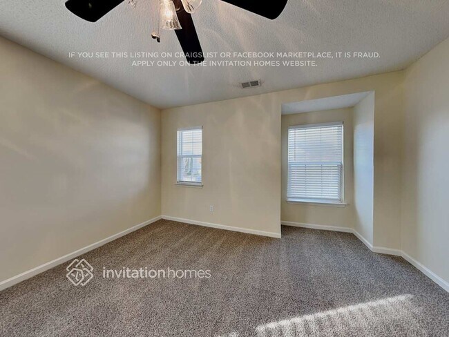 Building Photo - 168 Ranlo Ave