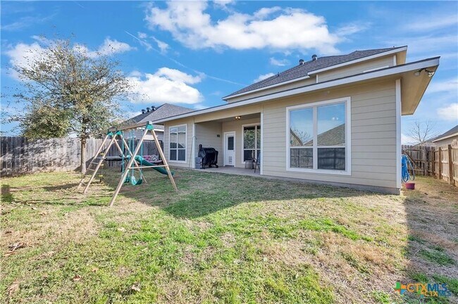 Building Photo - 5314 Fenton Ln