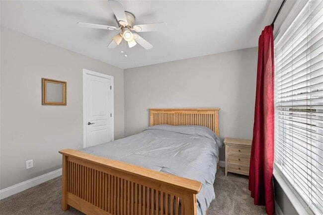 Building Photo - 7819 Brass Lantern Dr