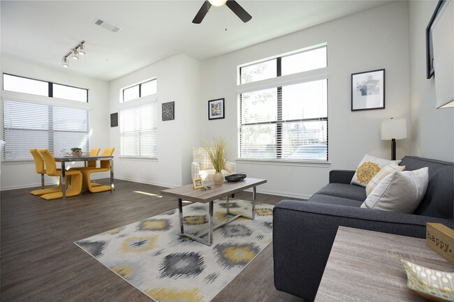Building Photo - Hot Deal: 1 Month + Waived Fees!