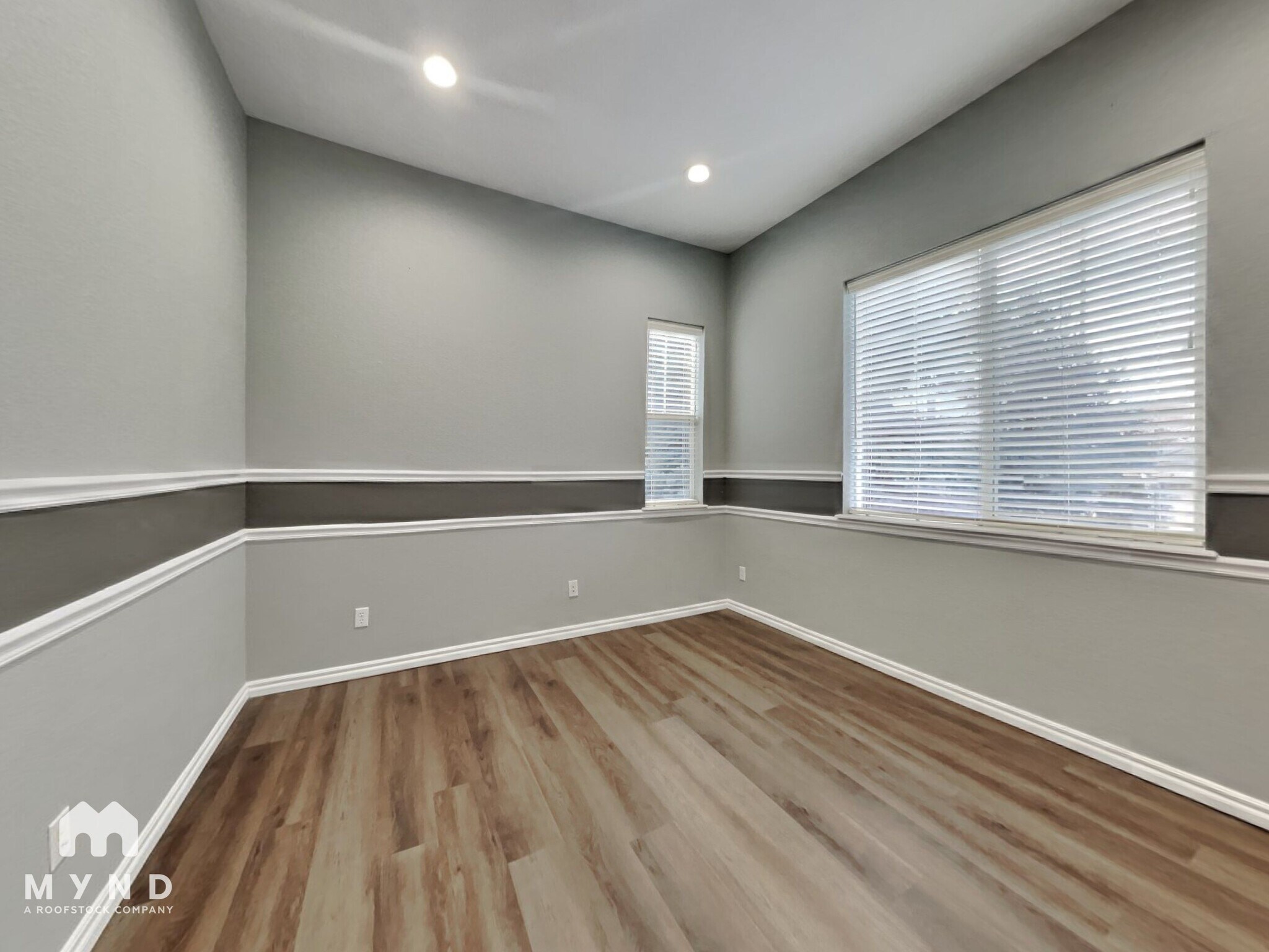 Building Photo - 10835 Heatherton St