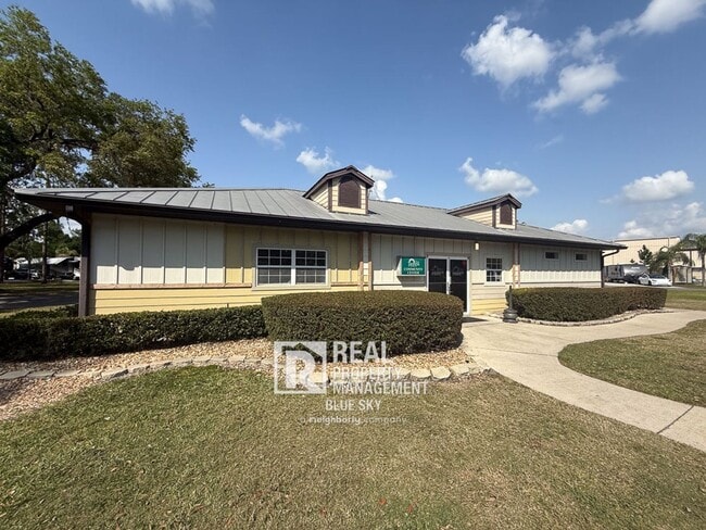 Building Photo - 12870 US-92