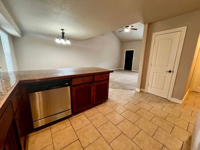 Building Photo - 5108 Hardscrabble Way