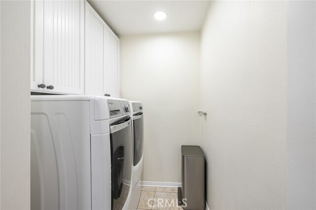 Building Photo - 2206 Stinson St