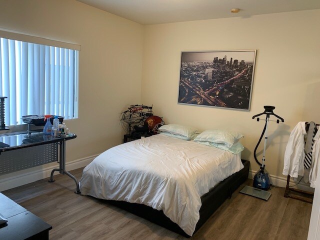 Building Photo - 8558 Chalmers Dr