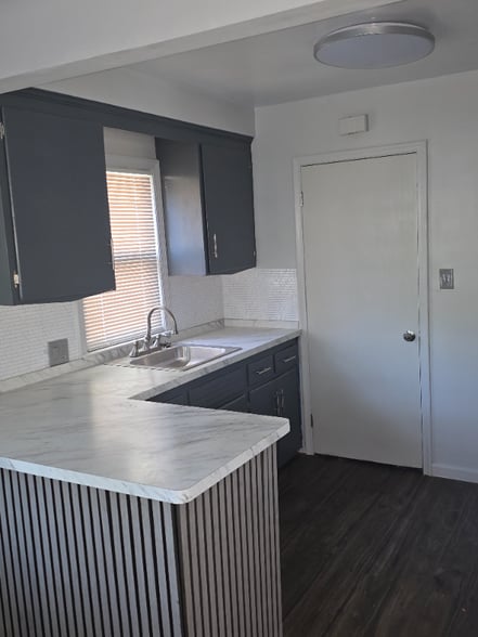 Primary Photo - 26672 Dartmouth St