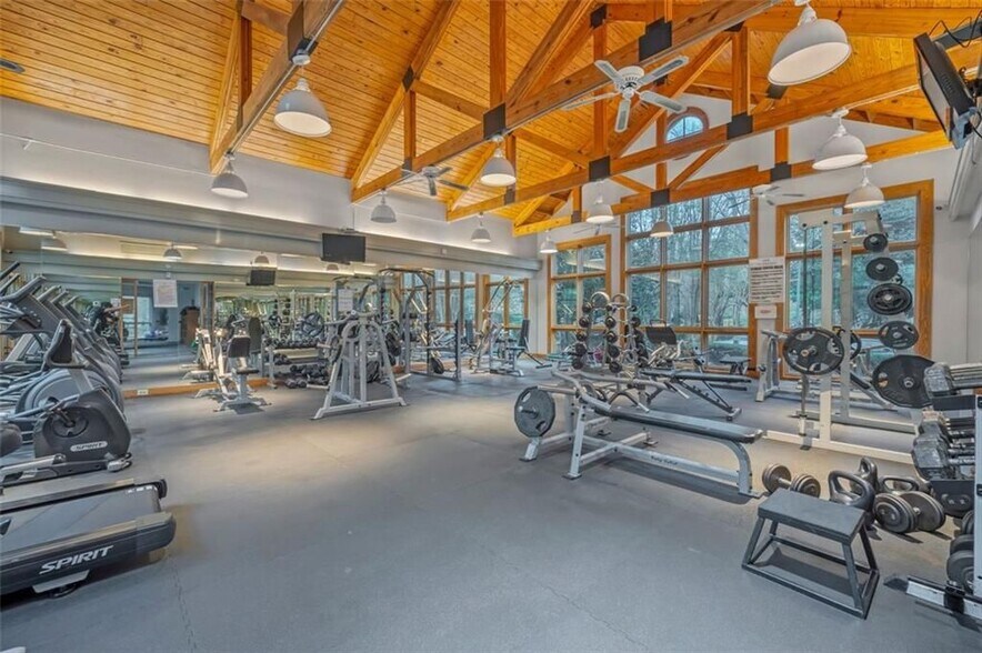 Building Photo - 2870 Pharr Ct S Northwest