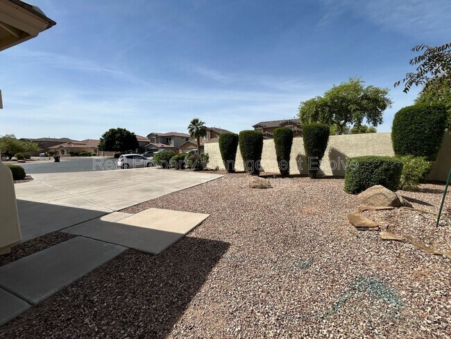 Building Photo - 9707 S 45th Ave