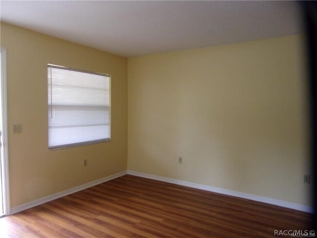 Building Photo - 607 Edgewood Ave