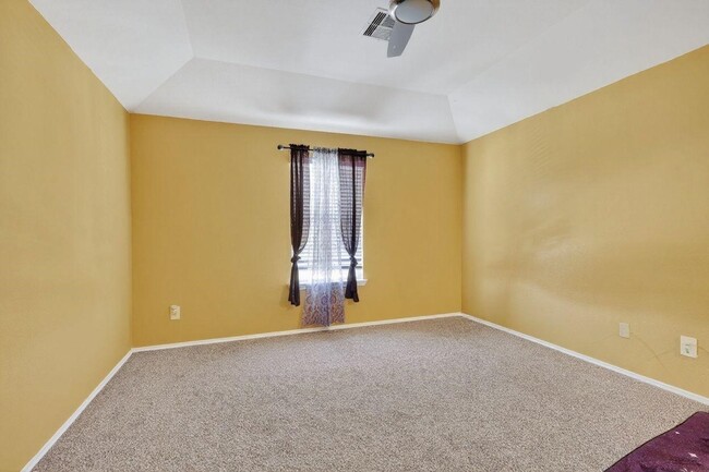 Building Photo - 24134 Breckenridge Hts Ln