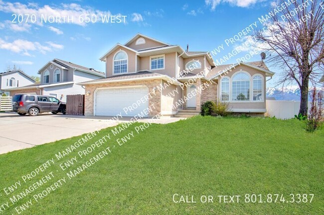 Building Photo - Amazing 4 Bed - 3.5 Bath Layton Home! Avai...