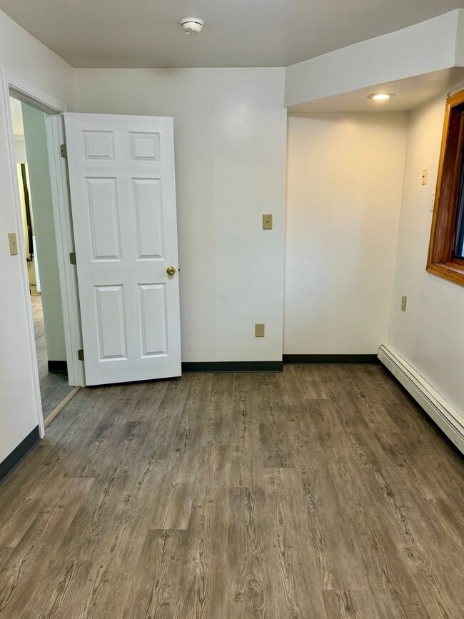 Building Photo - 2021 Blueberry St