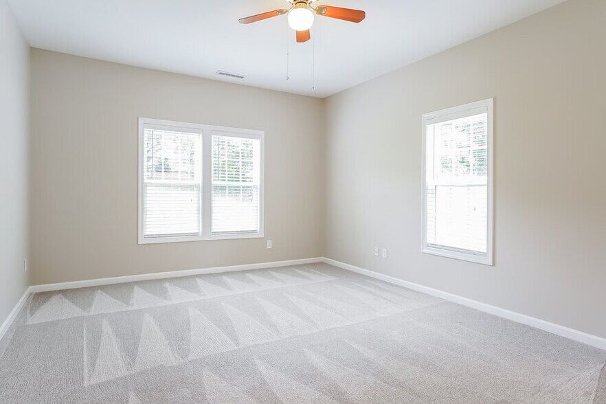 Building Photo - 3712 Blue Blossom Dr