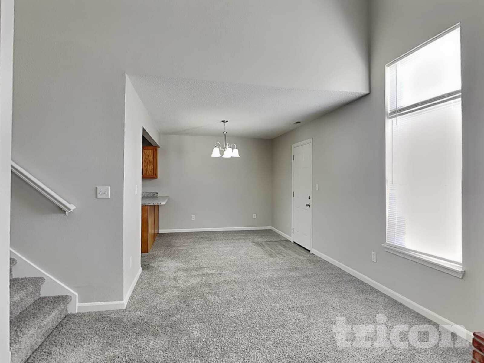 Building Photo - 10249 Cadogan Dr