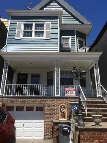Building Photo - 133 W 30th St