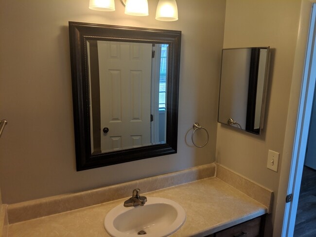 Building Photo - For Rent