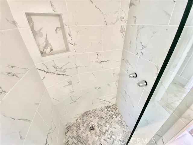 Building Photo - 2231 Hermosa Ave