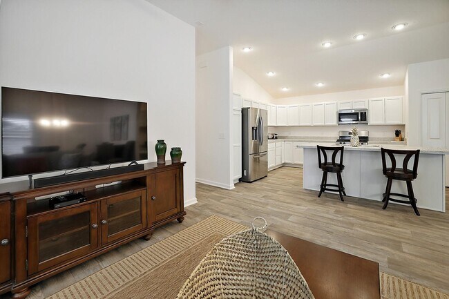 Building Photo - 3814 Zentko St