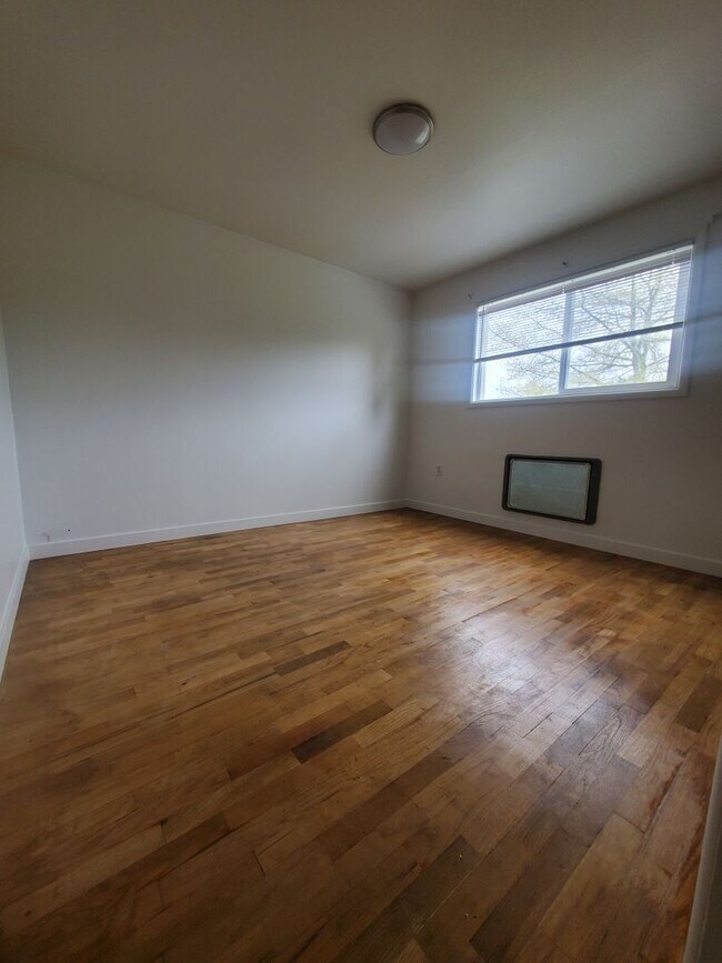 Building Photo - 17120 Spanaway Loop Rd S
