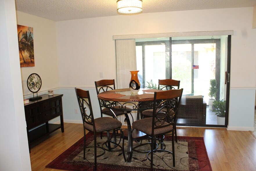 Building Photo - 4525 Nutmeg Tree Ln