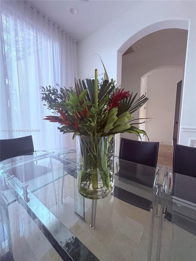 Building Photo - 959 Eve St