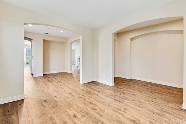 Building Photo - 3786 Lake Cir Dr