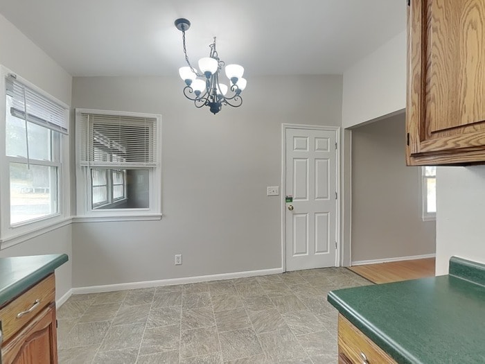 Building Photo - 2272 Hazel St N