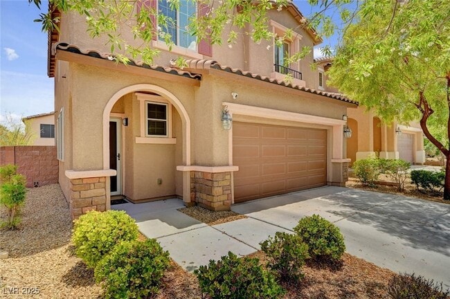 Building Photo - 864 Royal Amethyst Way