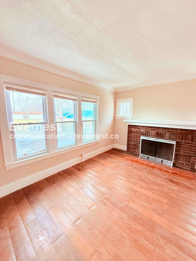 Building Photo - 12019 Stoepel St