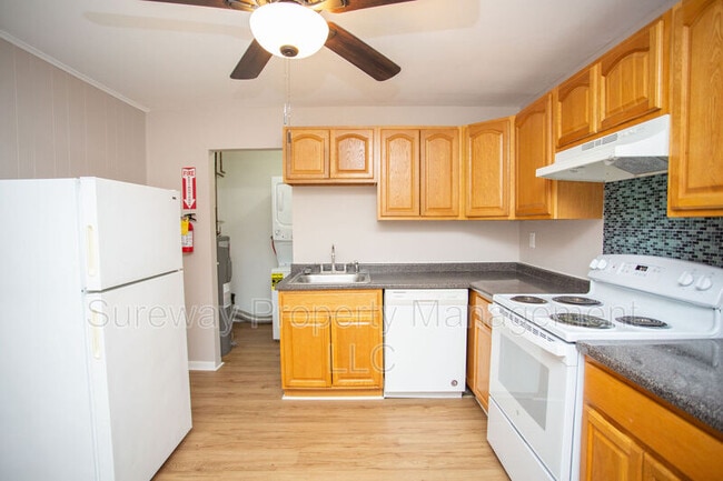 Building Photo - 13 Merion Terrace