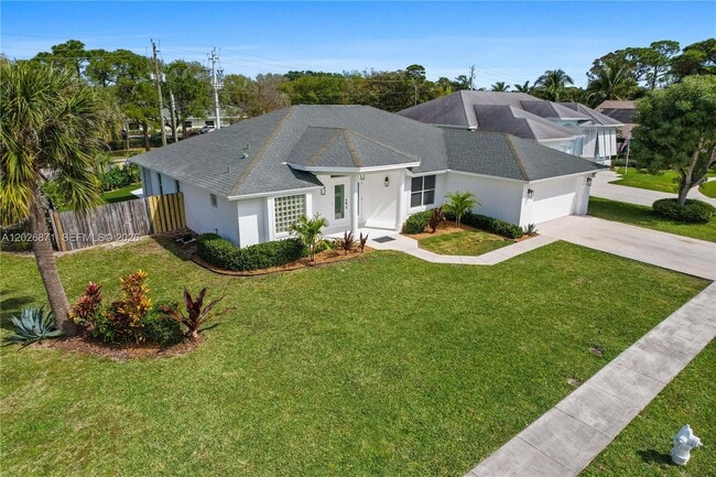 Building Photo - 5923 Loxahatchee Pines Dr