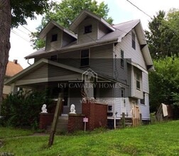 Building Photo - 705 Hazel St