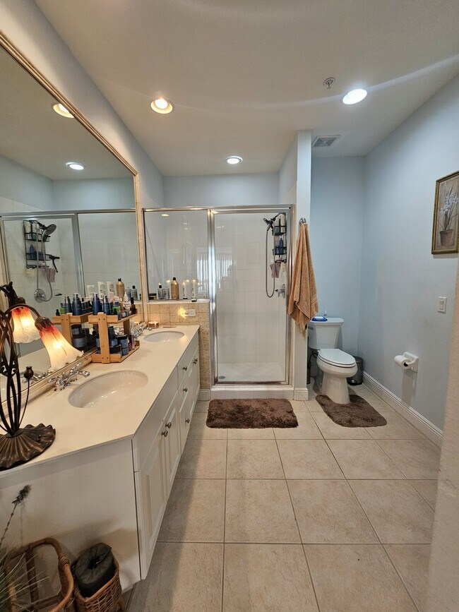 Building Photo - 1405 Sweetwater Cove