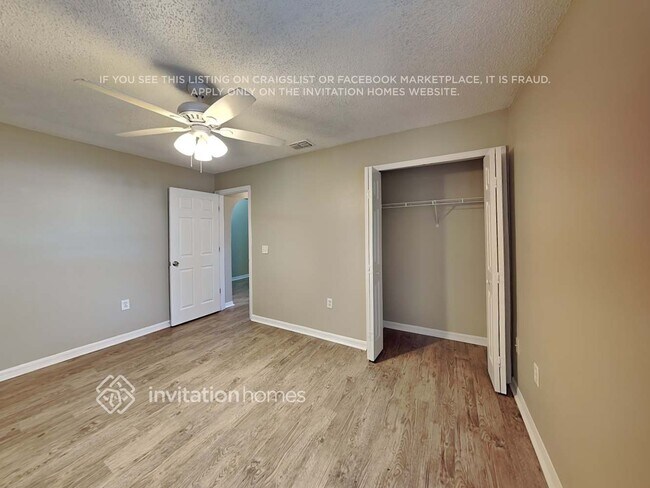 Building Photo - 3401 Volley Ct